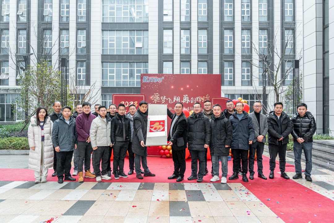 82c86065b4fd4c036f985f186fa4f8a2.jpg 82c86065b4fd4c036f985f186fa4f8a2.jpg